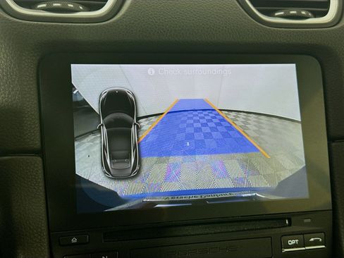 Certified 2018 Porsche 718 Cayman image 17