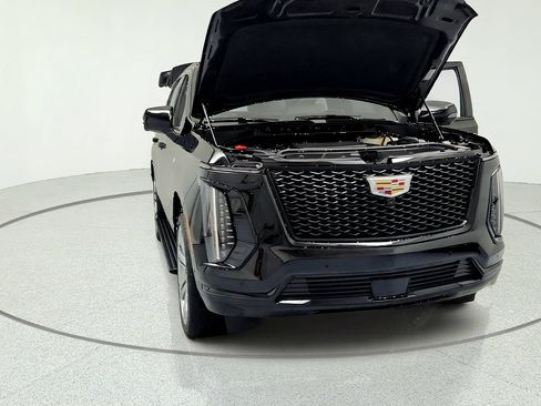 Certified 2025 Cadillac Escalade Sport w/ Touring Package AWD/4WD image 15