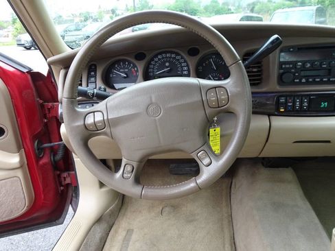 Used 2005 Buick Le Sabre Limited w/ Celebration Edition Package FWD image 18