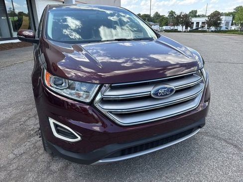 Used 2017 Ford Edge Titanium w/ Equipment Group 301A AWD/4WD image 12