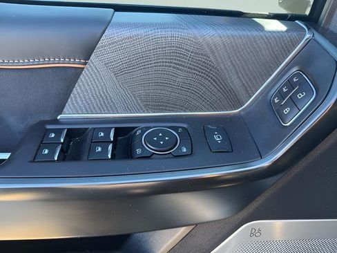 Certified 2024 Ford F250 Platinum image 8