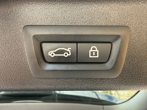 Used 2020 BMW X5 sDrive40i w/ Premium Package image 18