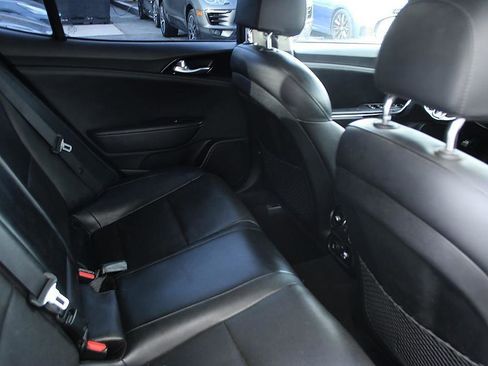 Used 2019 Kia Stinger image 19