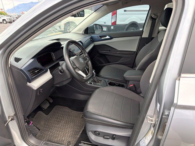 Used 2022 Volkswagen Taos SE FWD image 22