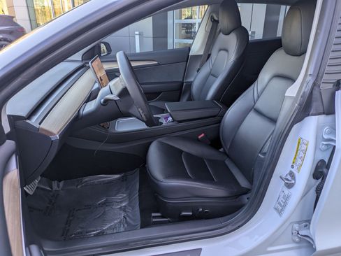 Used 2021 Tesla Model 3 Performance image 24