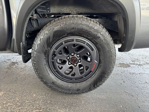 Used 2026 Nissan Frontier PRO-4X AWD/4WD image 30