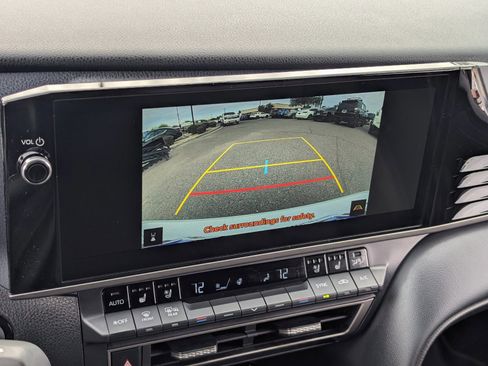 Used 2025 Toyota Camry XSE image 28