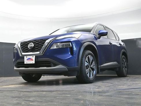Used 2021 Nissan Rogue SV w/ Premium Package AWD/4WD image 32