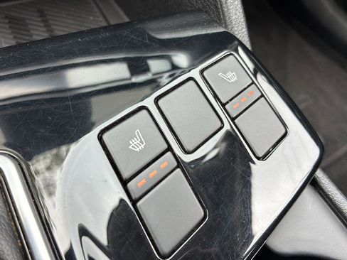 Used 2024 Kia Sportage EX FWD image 27