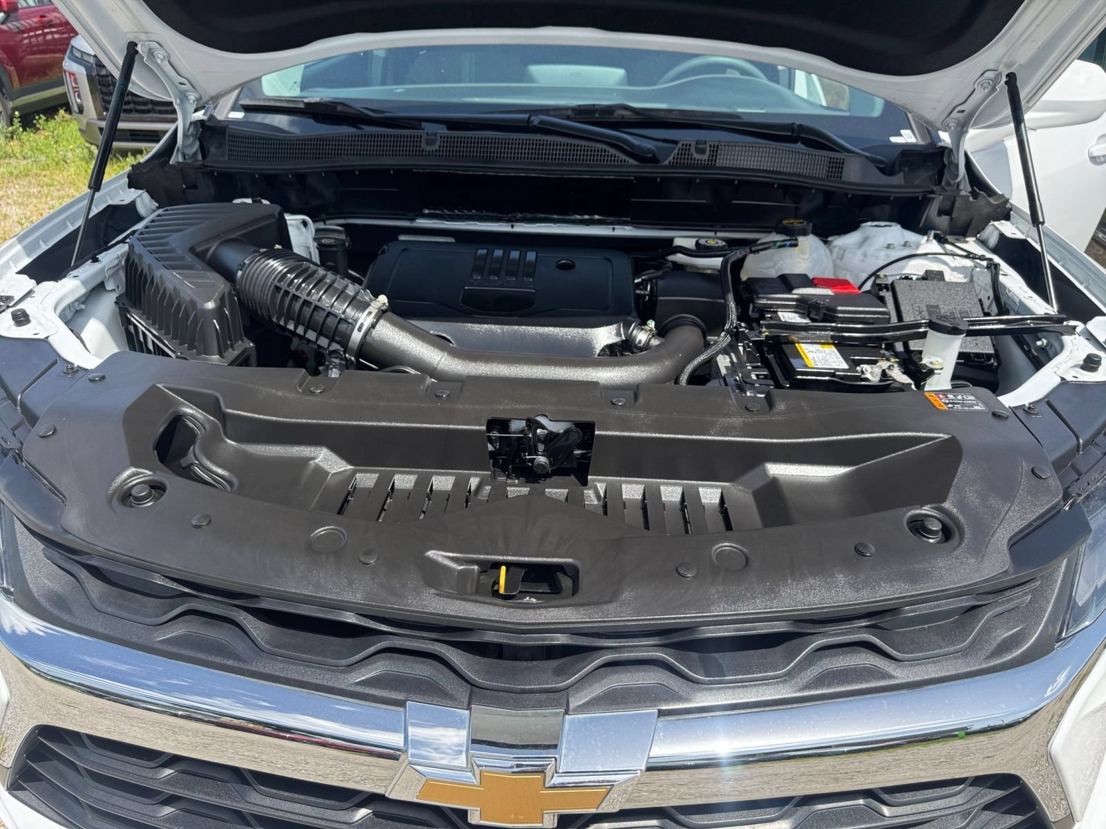 Used 2025 Chevrolet Blazer LT FWD image 30