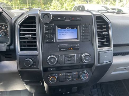 Certified 2018 Ford F150 XLT AWD/4WD image 17