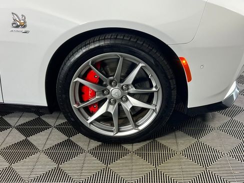 Used 2024 Dodge Charger R/T Scat Pack w/ Plus Group image 12