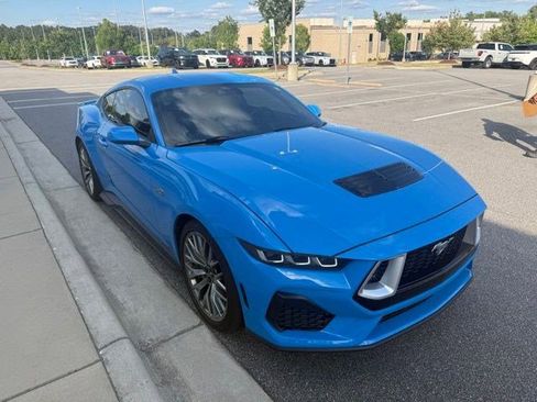 Used 2024 Ford Mustang GT RWD image 4