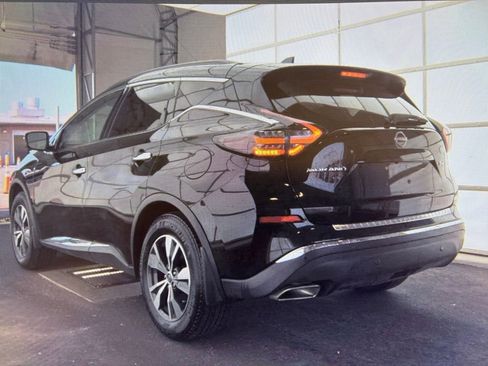 Used 2024 Nissan Murano SV FWD image 3