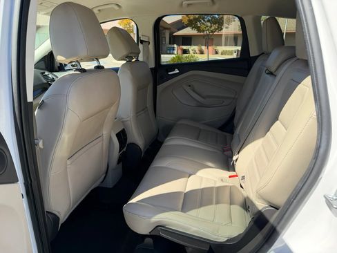 Used 2017 Ford Escape Titanium FWD image 7