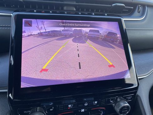 Used 2022 Jeep Grand Cherokee Overland image 21