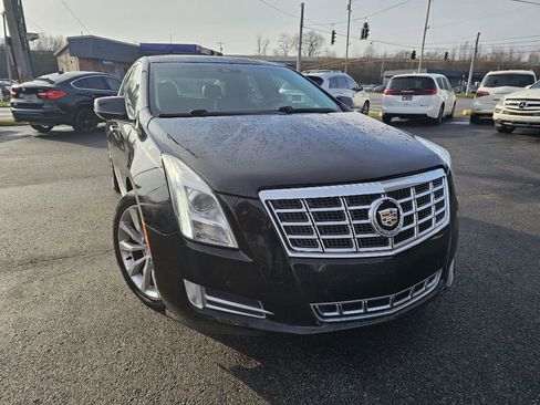Used 2016 Cadillac XTS Luxury w/ Driver Awareness Package image 2