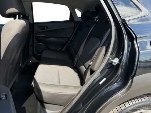 Used 2023 Hyundai Kona SEL FWD image 16