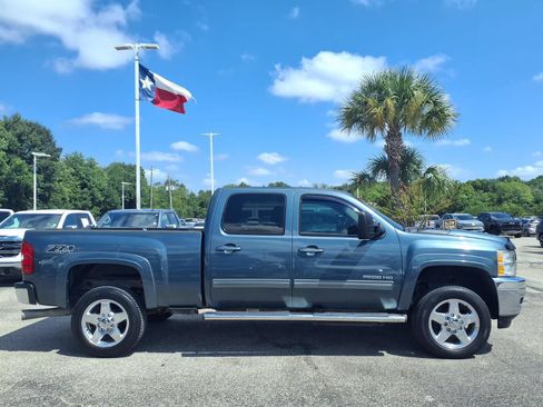 Used 2013 Chevrolet Silverado 2500 LTZ w/ LTZ Plus Package AWD/4WD image 21