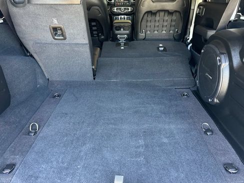 Used 2023 Jeep Wrangler Unlimited Rubicon 392 AWD/4WD image 12