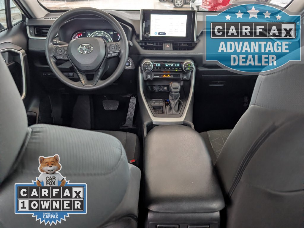 Used 2025 Toyota RAV4 XLE w/ Convenience Package FWD image 16