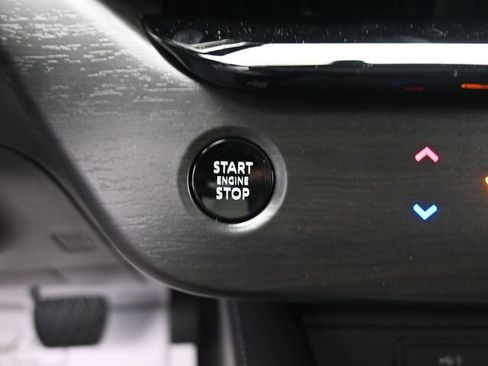 Used 2025 Nissan Murano SL AWD/4WD image 16