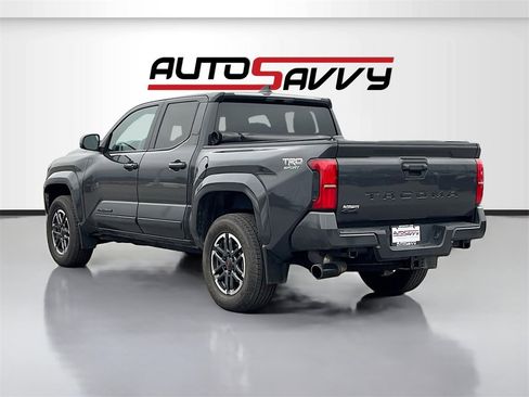 Used 2024 Toyota Tacoma TRD Sport image 5