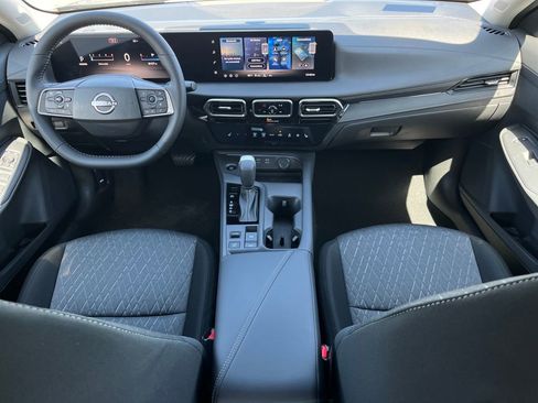 New 2026 Nissan Sentra SV w/ SV Convenience Package FWD image 17