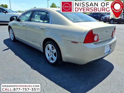 Used 2009 Chevrolet Malibu LS FWD image 5