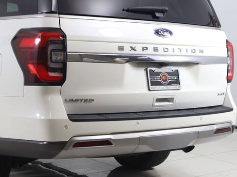Used 2023 Ford Expedition Max Limited AWD/4WD image 25