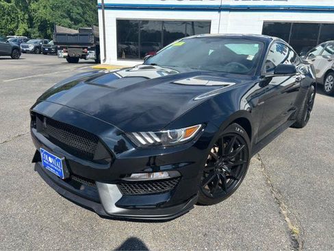 Used 2016 Ford Mustang Shelby GT350 w/ Technology Package RWD image 2