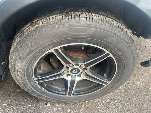 Used 2014 Toyota RAV4 LE image 18