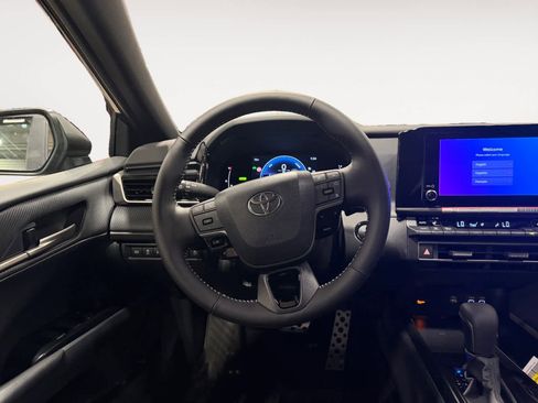 New 2026 Toyota Camry SE FWD image 12