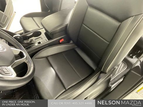 Used 2023 Volkswagen Atlas SE FWD image 24