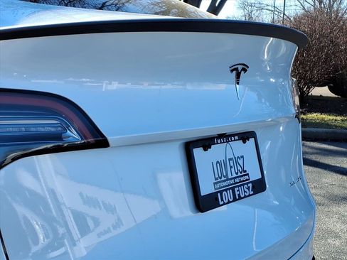 Used 2021 Tesla Model Y Long Range image 37