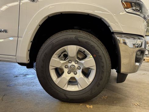 New 2026 RAM 1500 Big Horn AWD/4WD image 34
