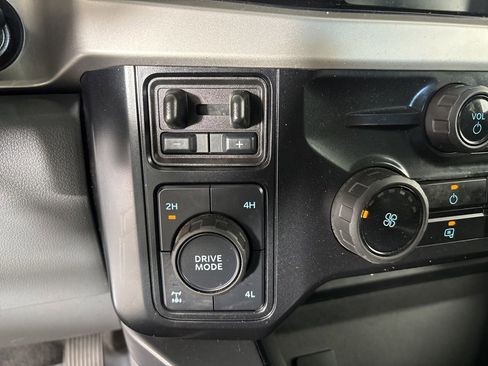 Used 2025 Ford F250 XLT w/ FX4 Off-Road Package image 14