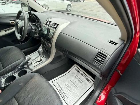 Used 2012 Toyota Corolla S image 9