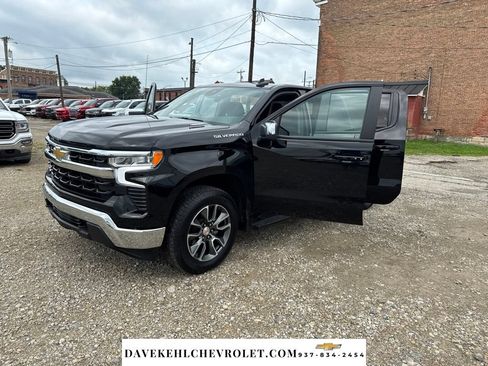 Used 2025 Chevrolet Silverado 1500 LT AWD/4WD image 29