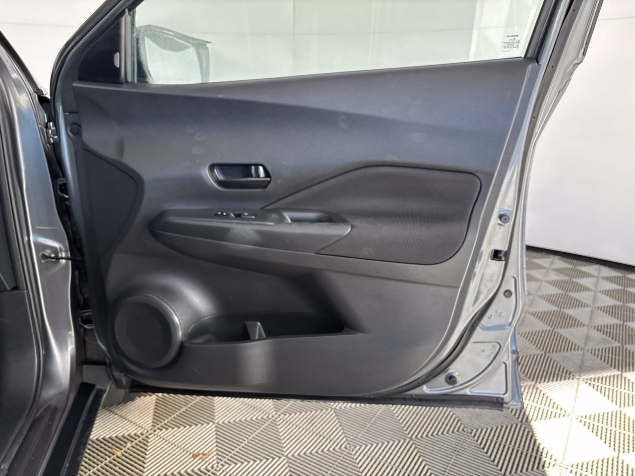 Used 2021 Nissan Kicks S FWD image 23