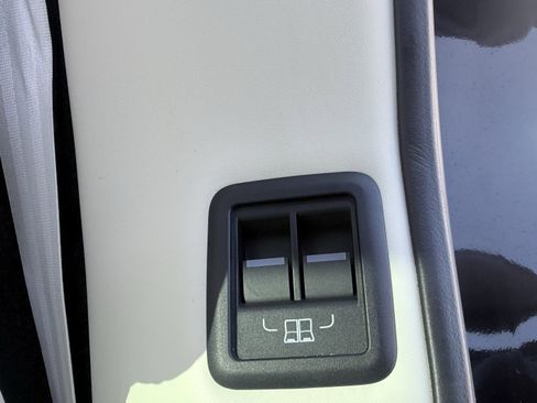 Used 2023 Land Rover Range Rover Long Wheelbase Autobiography image 45