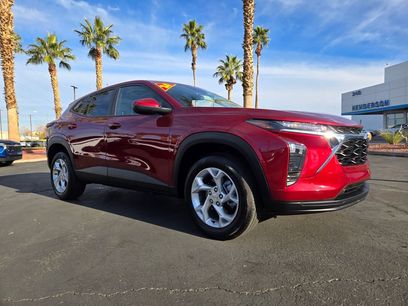 Used 2024 Chevrolet Trax LS w/ LS Convenience Package