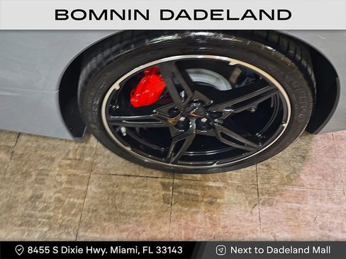Used 2025 Chevrolet Corvette Stingray Coupe w/ 1LT image 10