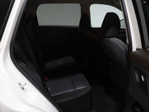 Used 2022 Nissan Rogue S image 20