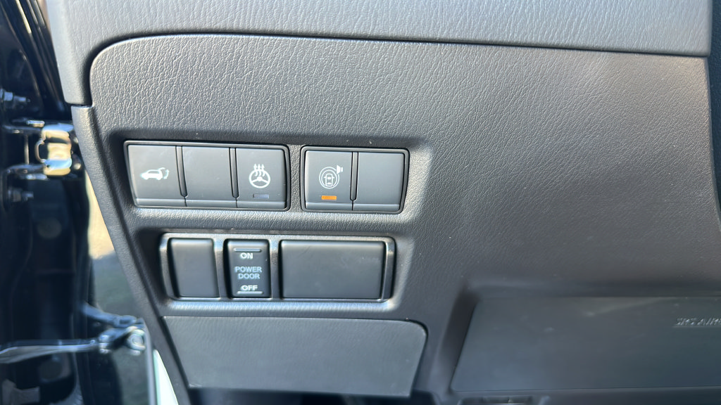 Used 2023 Nissan Armada SL w/ Cargo Package AWD/4WD image 23