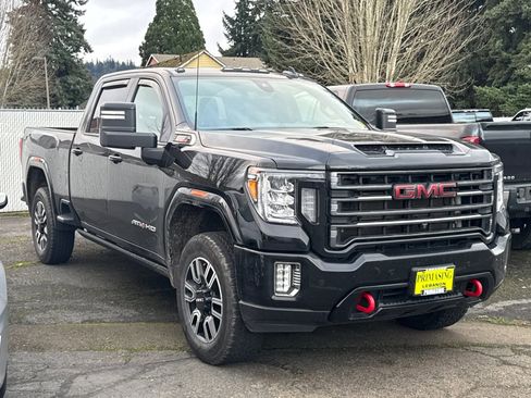 Used 2022 GMC Sierra 2500 AT4 w/ AT4 Premium Plus Package image 2