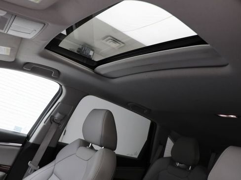 Used 2016 Acura MDX 3.5L SH-AWD image 17