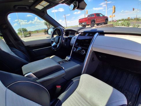 Used 2021 Land Rover Discovery HSE R-Dynamic AWD/4WD image 28