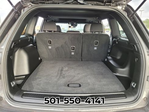 Used 2025 Jeep Grand Cherokee Laredo X image 14