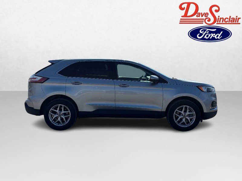 Used 2024 Ford Edge SEL w/ Convenience Package AWD/4WD image 5